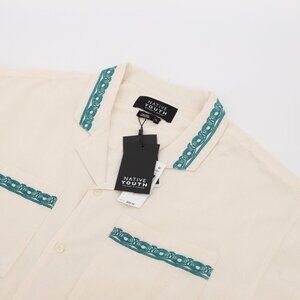 NWT NATIVE YOUTH Men's Boxy-Fit Embroidered Border Button-Down Camp Shirt XL